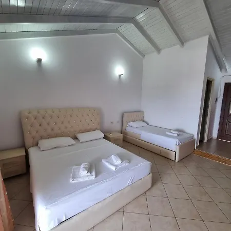 Sea View Apartment Dhermi With Balcony Lejlighed