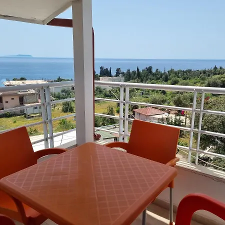 Sea View Apartment Dhermi With Balcony